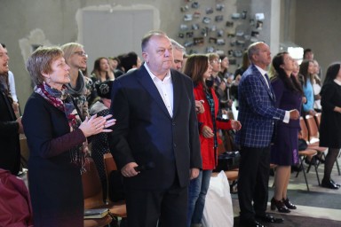 Святкування річниці продовжується 6