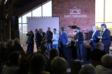 Святкування річниці продовжується 8
